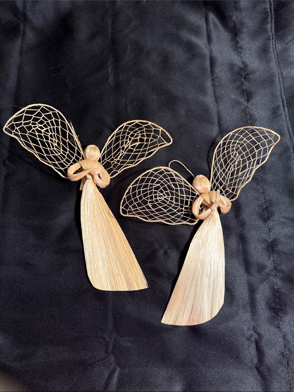 NWOT Handcrafted Natural Straw Angel Ornaments - Set of 2